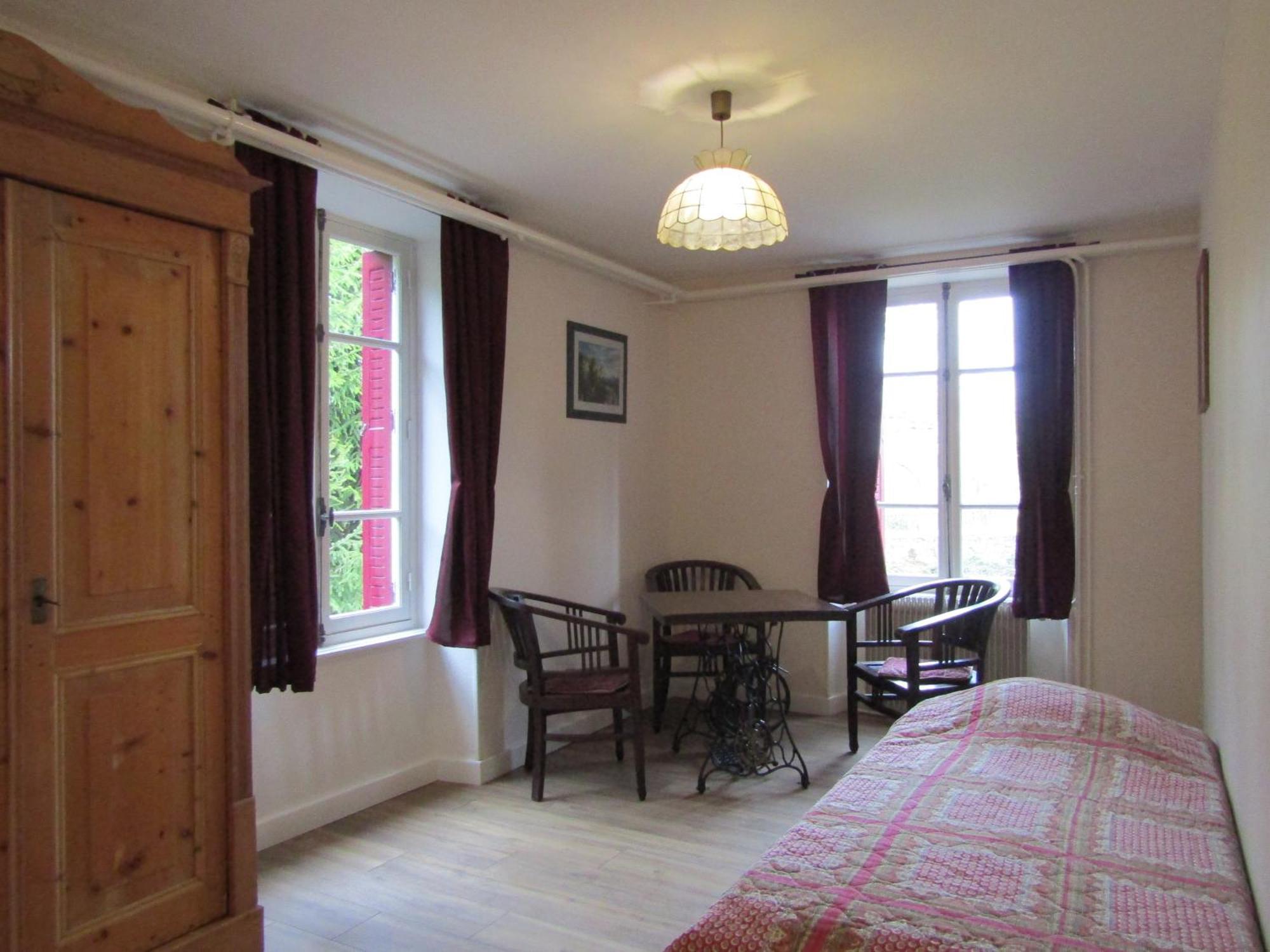 Bed and Breakfast Le Pont Du Roy Besse-et-Saint-Anastaise Habitación foto